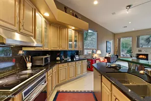 5565 W Pinnacle Hill Dr W, Glendale, AZ 85310 - Photo 29