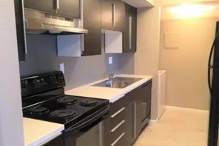 6118 W Morten Ave, Glendale, AZ 85301 - Photo 5