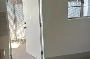 1402 W Whitton Ave, Phoenix, AZ 85013 - Photo 13