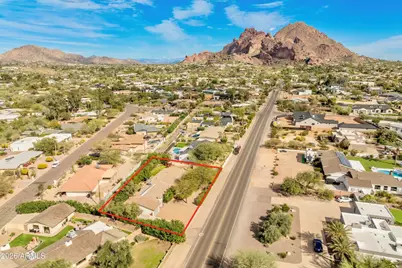 4030 E Stanford Drive, Phoenix, AZ 85018 - Photo 1