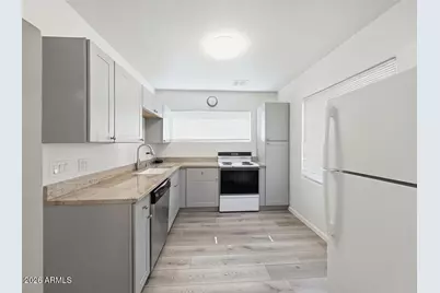 4620 N 10th Place #1, Phoenix, AZ 85014 - Photo 11