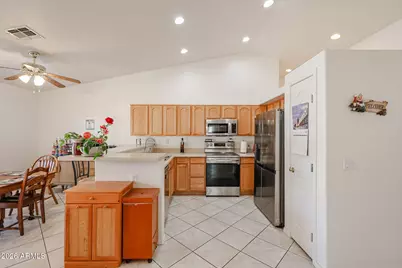 14980 S Capistrano Road, Arizona City, AZ 85123 - Photo 9