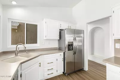 13910 W Oak Glen Drive, Sun City West, AZ 85375 - Photo 17