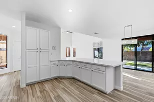 891 E Sherri Dr, Gilbert, AZ 85296 - Photo 7