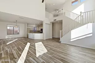 891 E Sherri Dr, Gilbert, AZ 85296 - Photo 3