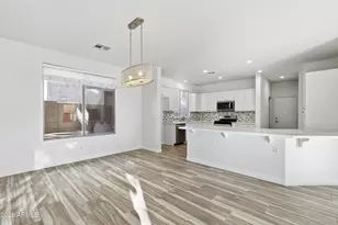 891 E Sherri Dr, Gilbert, AZ 85296 - Photo 5