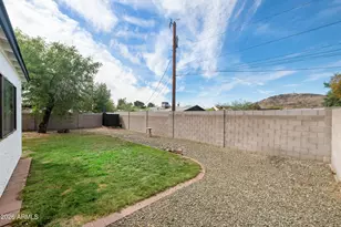 11016 N 15th St, Phoenix, AZ 85020 - Photo 25