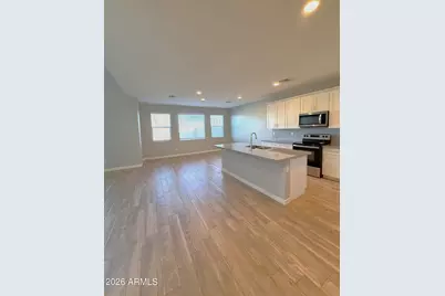 7331 S 23rd Drive, Phoenix, AZ 85041 - Photo 7