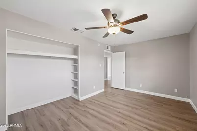 8050 W Weldon Avenue, Phoenix, AZ 85033 - Photo 11