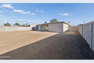 8050 W Weldon Avenue, Phoenix, AZ 85033 - Photo 17