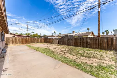 3049 N 53rd Drive, Phoenix, AZ 85031 - Photo 19