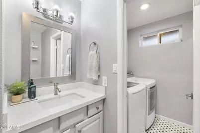 8649 E Buena Terra Way, Scottsdale, AZ 85250 - Photo 25