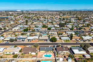 8819 W Glenrosa Ave, Phoenix, AZ 85037 - Photo 27