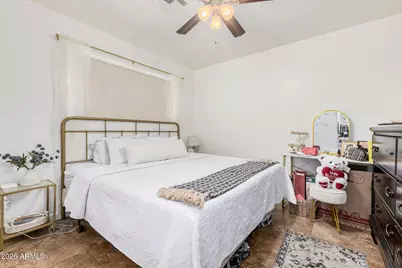 8819 W Glenrosa Avenue, Phoenix, AZ 85037 - Photo 11