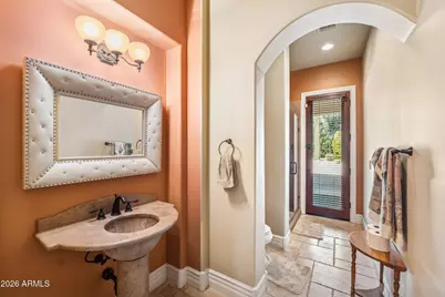 9328 N 68th Place, Paradise Valley, AZ 85253 - Photo 19