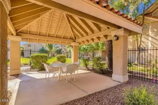 1633 E Lakeside Dr, Gilbert, AZ 85234 - Photo 23