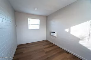 1022 S Montezuma Ave, Phoenix, AZ 85003 - Photo 13