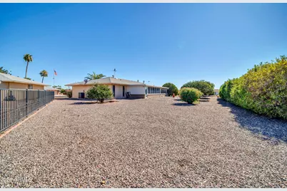 16828 N 108th Avenue, Sun City, AZ 85351 - Photo 11