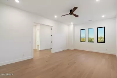 2991 W Desert Hills Drive #2, Phoenix, AZ 85086 - Photo 25