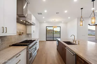 2991 W Desert Hills Drive #2, Phoenix, AZ 85086 - Photo 13