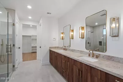 2991 W Desert Hills Drive #2, Phoenix, AZ 85086 - Photo 19