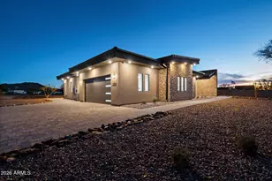 2991 W Desert Hills Dr, Phoenix, AZ 85086 - Photo 39