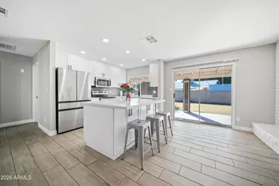 3651 W Aire Libre Avenue, Phoenix, AZ 85053 - Photo 13