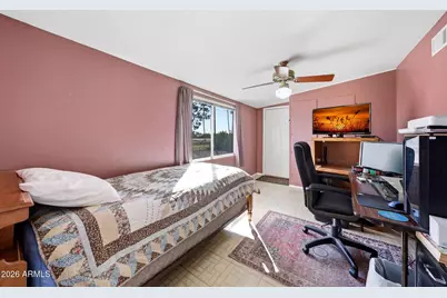 11601 N Hacienda Drive, Sun City, AZ 85351 - Photo 17