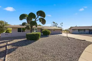 11601 N Hacienda Dr, Sun City, AZ 85351 - Photo 7