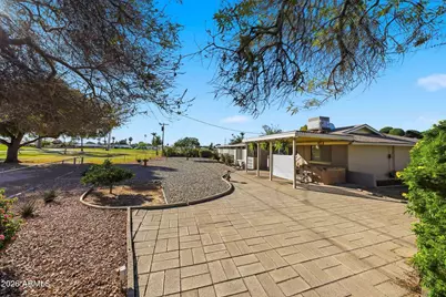 11601 N Hacienda Drive, Sun City, AZ 85351 - Photo 39