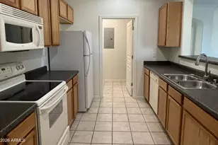 955 E Knox Rd, Chandler, AZ 85225 - Photo 7