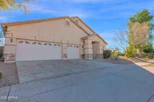 907 E Gary Ln, Phoenix, AZ 85042 - Photo 25