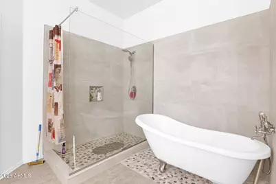 907 E Gary Lane, Phoenix, AZ 85042 - Photo 11