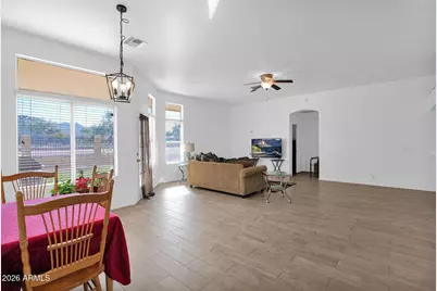 907 E Gary Lane, Phoenix, AZ 85042 - Photo 7