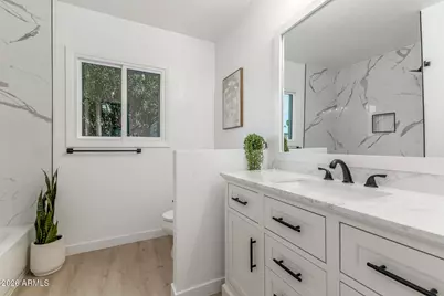 3414 W Gelding Drive, Phoenix, AZ 85053 - Photo 25