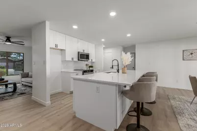 3414 W Gelding Drive, Phoenix, AZ 85053 - Photo 17