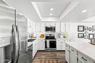 8202 N 21st Dr, Phoenix, AZ 85021 - Photo 11