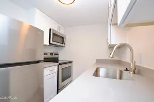 44 E Roanoke Ave, Phoenix, AZ 85004 - Photo 3
