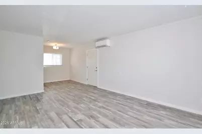44 E Roanoke Avenue #Apt 8, Phoenix, AZ 85004 - Photo 7