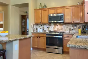 2527 W Warren Dr, Anthem, AZ 85086 - Photo 15