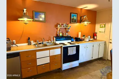 6325 S Bascom Trail, Willcox, AZ 85643 - Photo 5