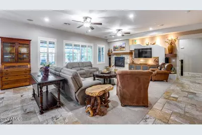 28455 N 67th Drive, Peoria, AZ 85383 - Photo 15