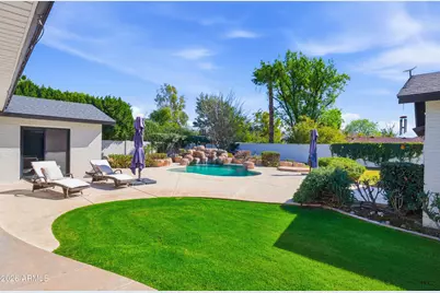 2939 N Manor Drive W, Phoenix, AZ 85014 - Photo 47