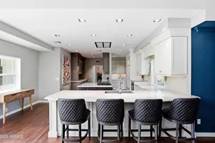 2939 N Manor Dr W, Phoenix, AZ 85014 - Photo 15