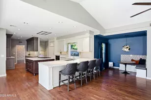 2939 N Manor Dr W, Phoenix, AZ 85014 - Photo 17