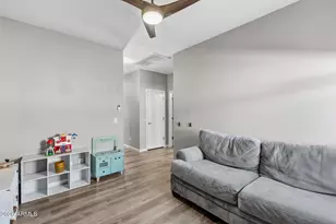 18045 W Sunnyslope Ln, Waddell, AZ 85355 - Photo 19