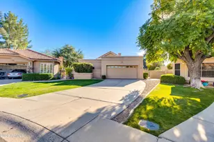 8883 E Mescal St, Scottsdale, AZ 85260 - Photo 11