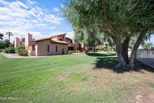 1075 E Chandler Blvd, Chandler, AZ 85225 - Photo 21