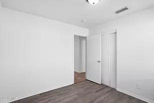 15943 W Smokey Dr, Surprise, AZ 85374 - Photo 21