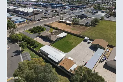 2042 N Center Street, Mesa, AZ 85201 - Photo 5